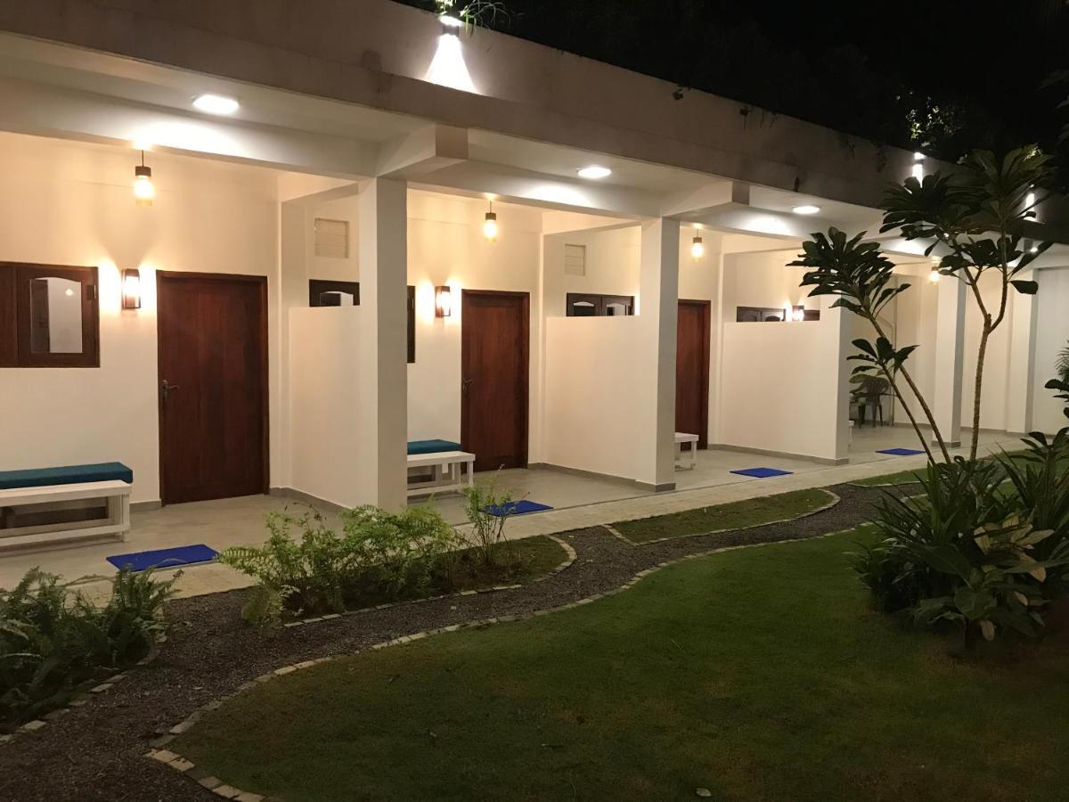 Double Mango Villa Катунаяка Екстер'єр фото